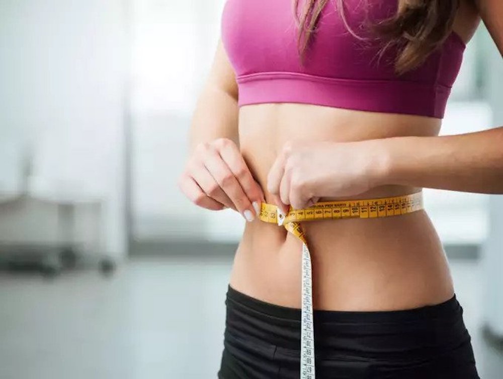 مصرف دارچین در کنار رژیم غذایی می تواند منجر به کاهش وزن و لاغری شود.